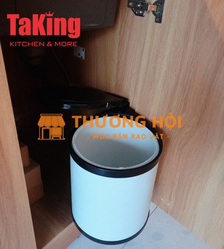 Thùng rác đơn gắn cánh ABS không độc hại, an toàn cho người sử dụng TaKing