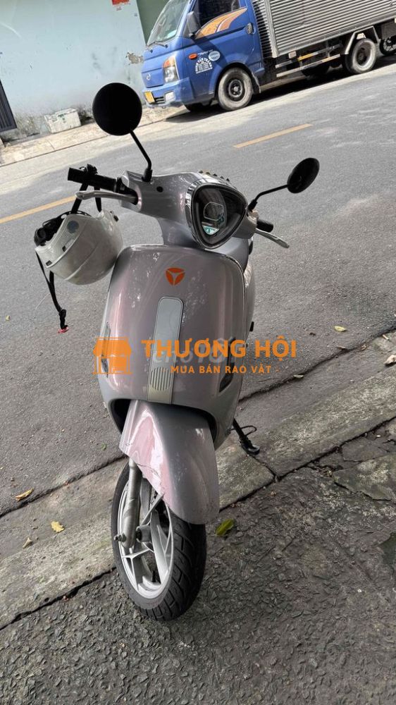 Xe máy điện Yadea Orla còn bảo hành chính hãng