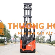 TUYỂN 3 TÀI XẾ LÁI XE NÂNG REACH TRUCK VSIP 2 BD