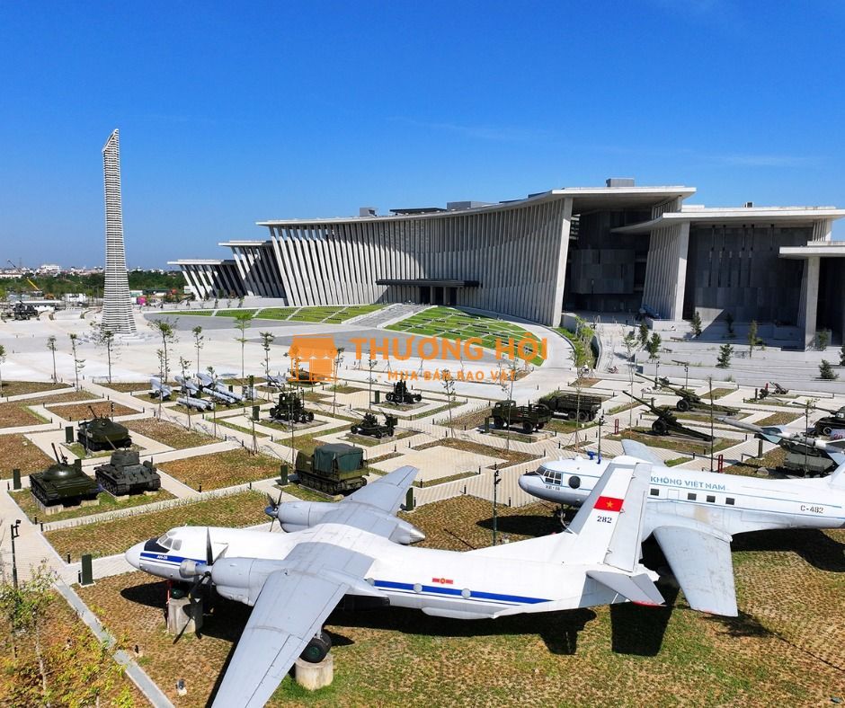 [HƯỚNG DẪN TỪ A-Z] Cách "Săn Vé" & Lên Lịch Tham Quan Bảo Tàng Lịch Sử Quân Sự Việt Nam Mới Nhất 2025