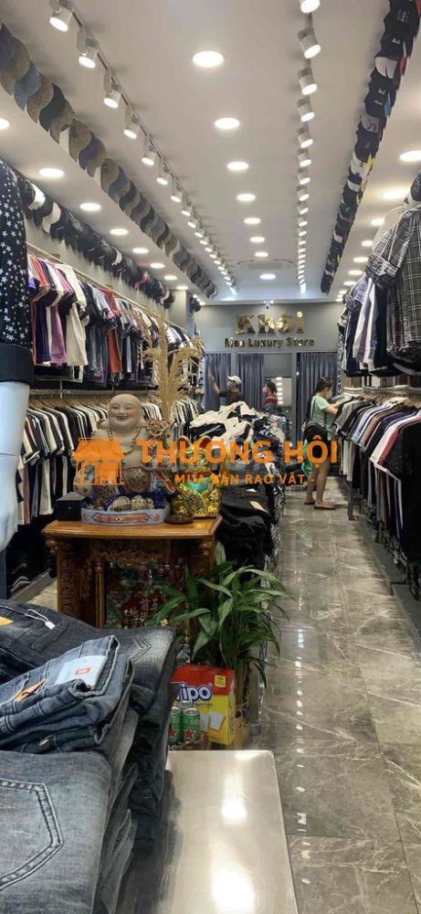 Store Khôi Gentlemen 29 CMT8 Q1 tuyển Nam Nữ NV