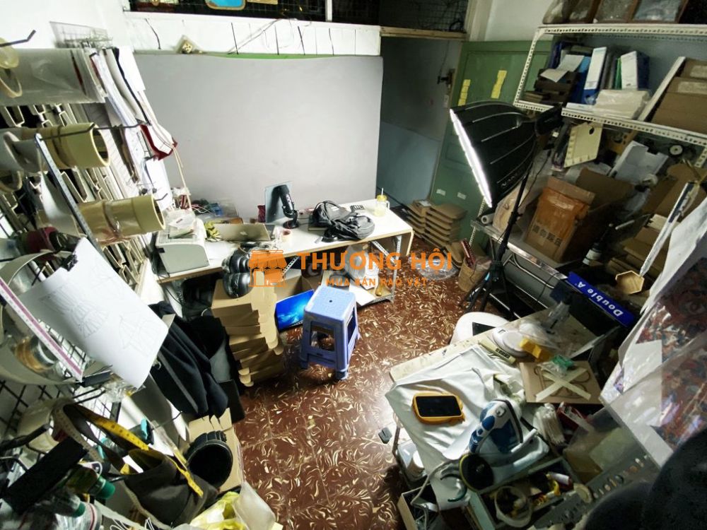 Trợ lý sản xuất sản phẩm thủ công