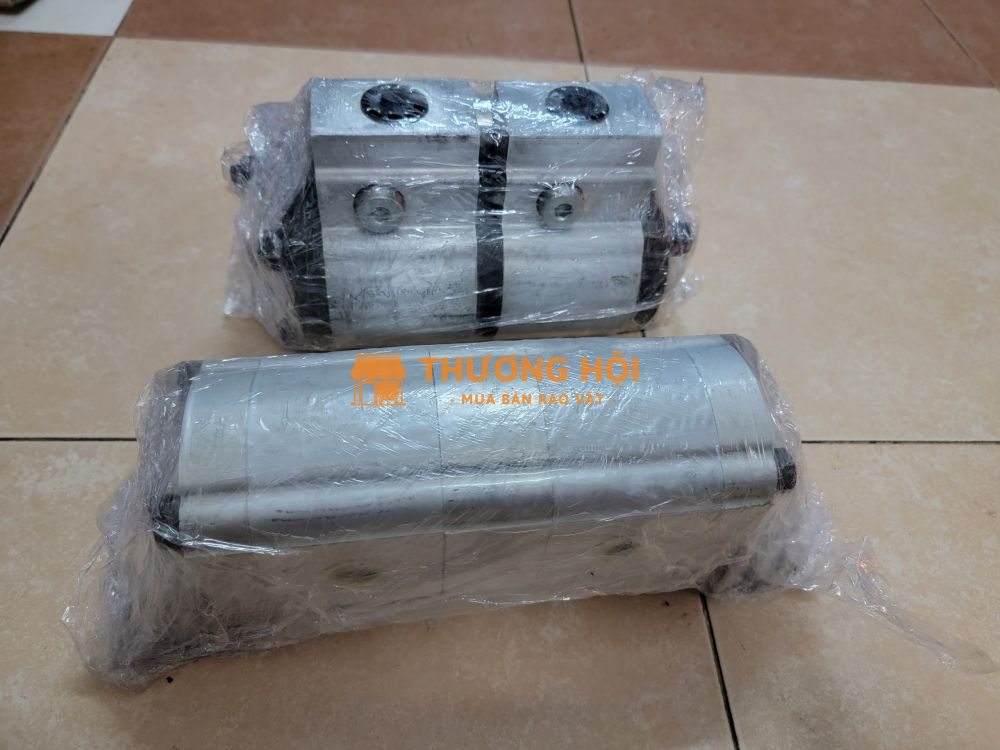 Bộ chia lưu lượng bánh răng Italy 2 đầu ra, 4 đầu ra chính hãng