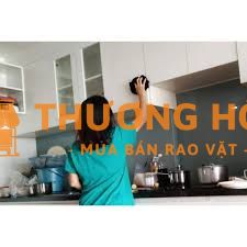 Cần tuyển 01 chị giúp việc nhà, biết nấu ăn, dưới 40 tuổi, ở lại.