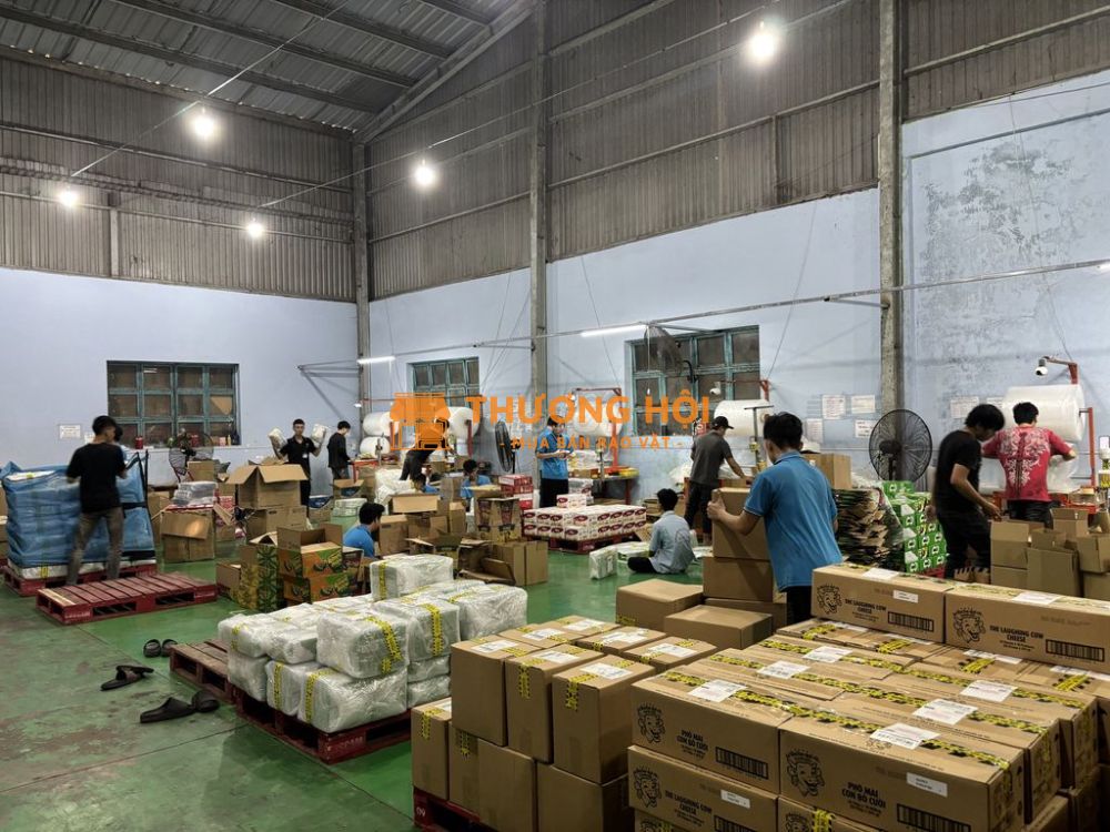 Tuyển Nhân viên đóng gói hàng TP.HCM