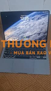 Bán Macbook M2 2024, 8GB, ROM 256 GB . Giá 15.9 tr