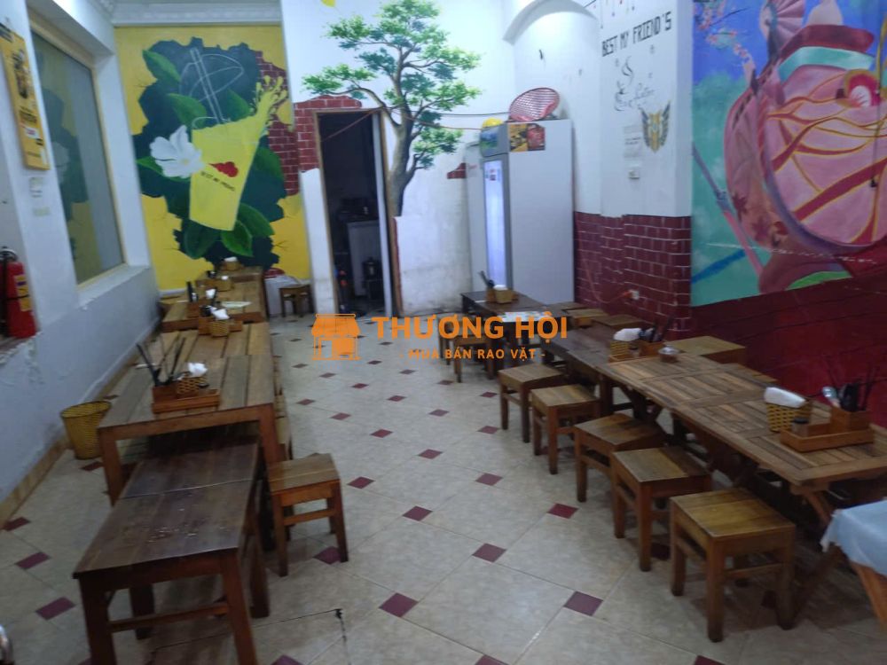 Tôi có cửa hàng tầng1 cần cho thuê.