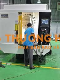TUYỂN NHÂN VIÊN VẬN HÀNH MÁY CNC