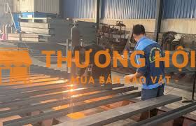 Tuyển 2 thợ cơ khí, 2 phụ cơ khí