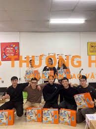 TUYỂN GẤP NHÂN VIÊN KHO ! LƯƠNG CỨNG 9TR !