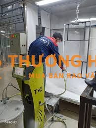 Thợ sơn tĩnh điện