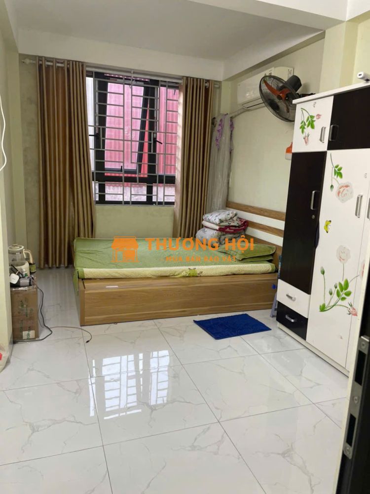 Cực Hiếm, bán nhà 3 tầng chỉ nhỉnh 3 tỷ gần khu công nghiệp Thăng Long