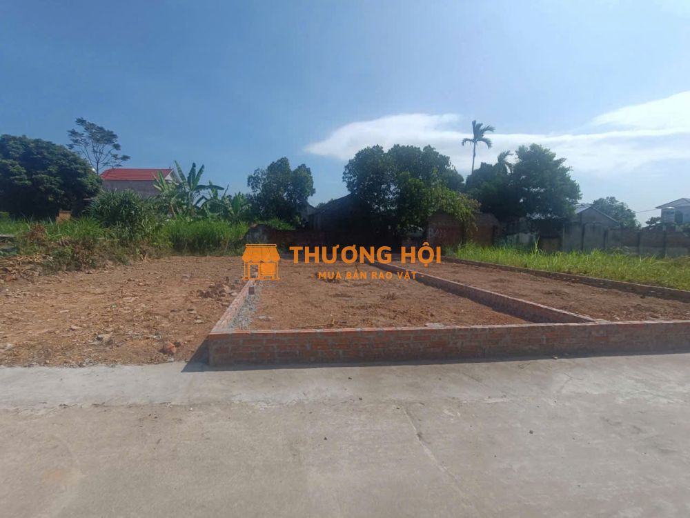 Cần bán đất ngay gần chợ thắng trí, kinh doanh sầm uất, cạnh bến xe buýt