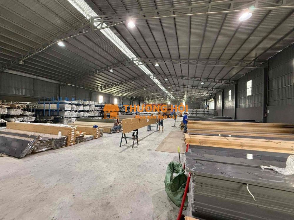 04 THỢ CỬA NHÔM - CỬA SẮT LÀM VIỆC TẠI HÓC MÔN