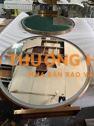 Tuyển Thợ Phụ Gương Kính