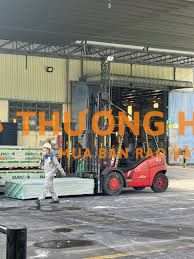 CẦN TUYỂN DỤNG BỐC XẾP THẠCH CAO & LÁI XE NÂNG