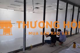 TUYỂN THỢ DÁN DECAL CỬA KÍNH, CỬA SỔ