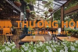 tuyển nv phục vụ quán cà phê
