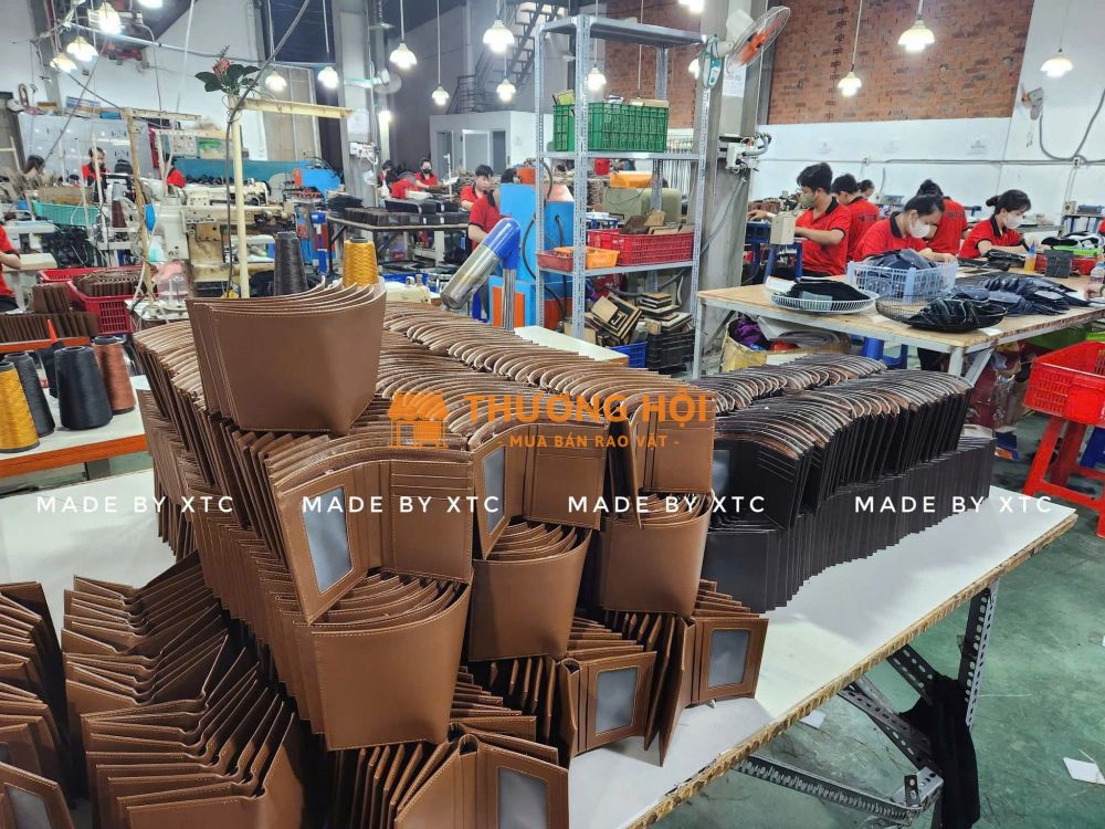 GIA CÔNG QUÀ TẶNG ĐỒ DA IN LOGO – CÓ VAT