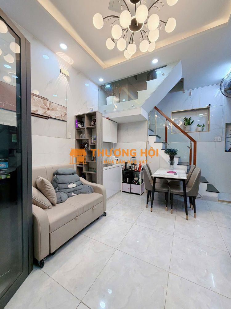 NHÀ ĐẸP QUẬN 3 – SÁT MẶT TIỀN – FULL NỘI THẤT – DƯỚI 4 TỶ