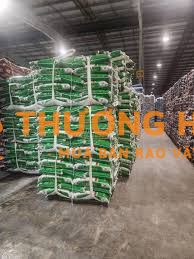 Tuyển dụng tài xế xe nâng và lao động phổ thông