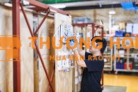 Nhân viên kỹ thuật điện tử