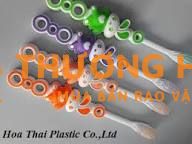 TUYỂN NỮ THỦ KHO