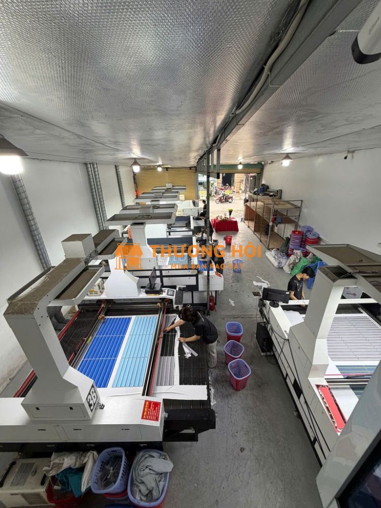 TUYỂN NHÂN VIÊN ĐỨNG MÁY CA ĐÊM - BAO ĂN Ở