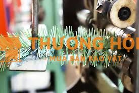 Công nhân sx CÂY THÔNG NOEL - CTy Chaang Chiia