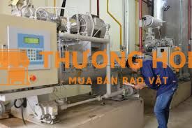 Nhân viên vận hành hệ thống lạnh
