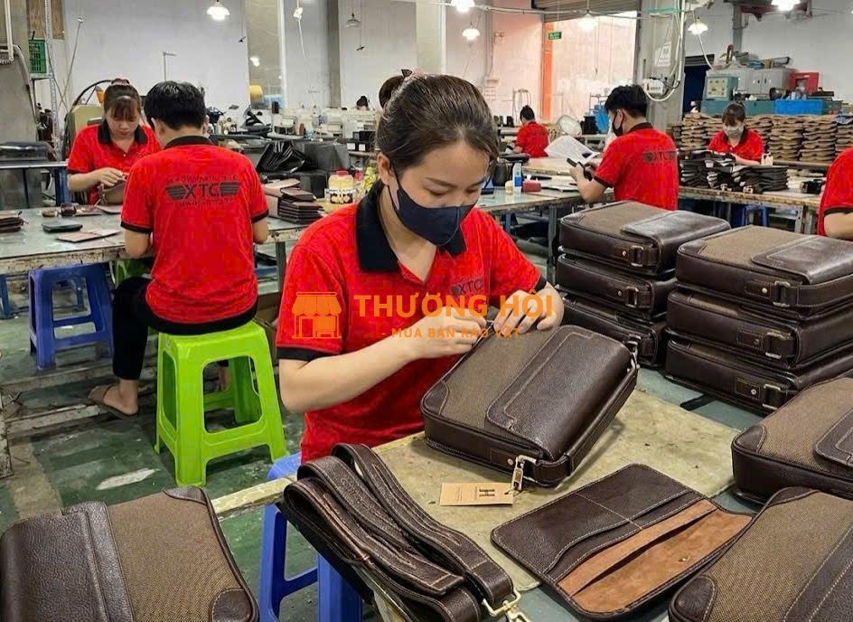 GIA CÔNG QUÀ TẶNG ĐỒ DA CHO ĐẠI HỘI – SỰ KIỆN – XƯỞNG NHẬN LÀM THEO THIẾT KẾ