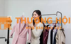 Tuyển nhân viên bán hàng Livestream