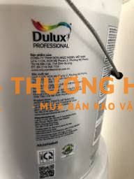 Dư dùng thanh lý lại thùng sơn trong nhà