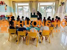 Trường mầm non Cần tuyển: Giáo viên, bảo mẫu, NVHC