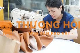 Tuyển thợ gia công cắt và may hoàn chỉnh hàng may đo, thợ trang trí
