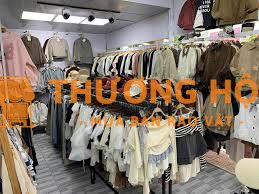 Cần tìm phụ dọn hàng và bán quần áo - phụ kiện tại Bạch Mai