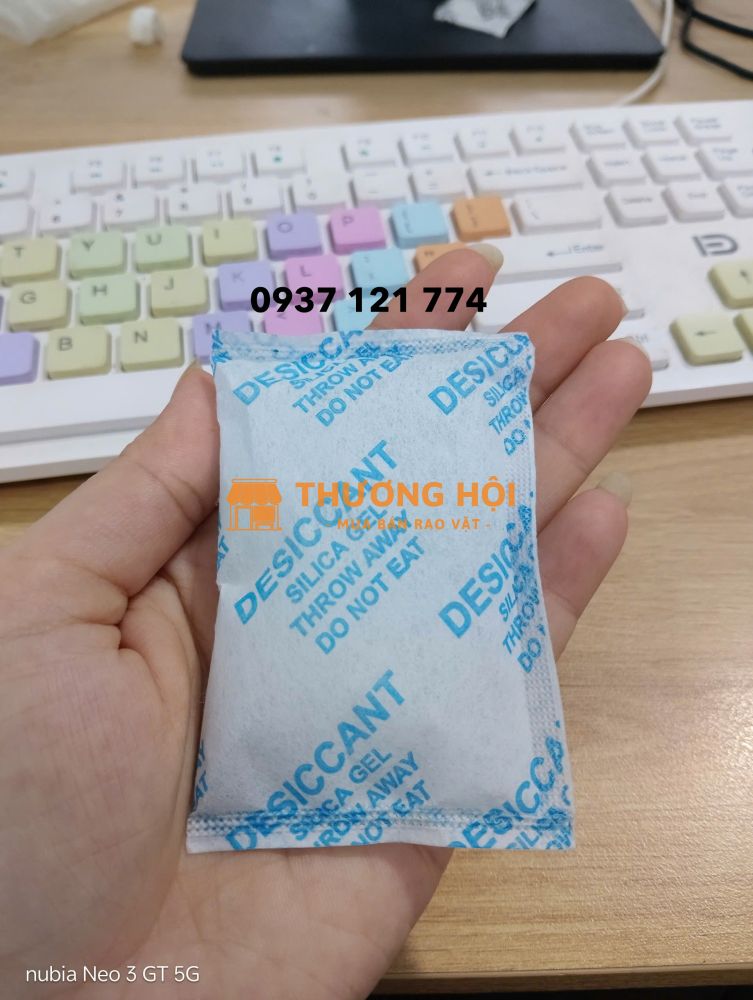 🌿 GÓI HÚT ẨM DESI 20G – GIẢI PHÁP CHO ĐÓNG GÓI BAO BÌ THUỐC THỦY SẢN 🌿