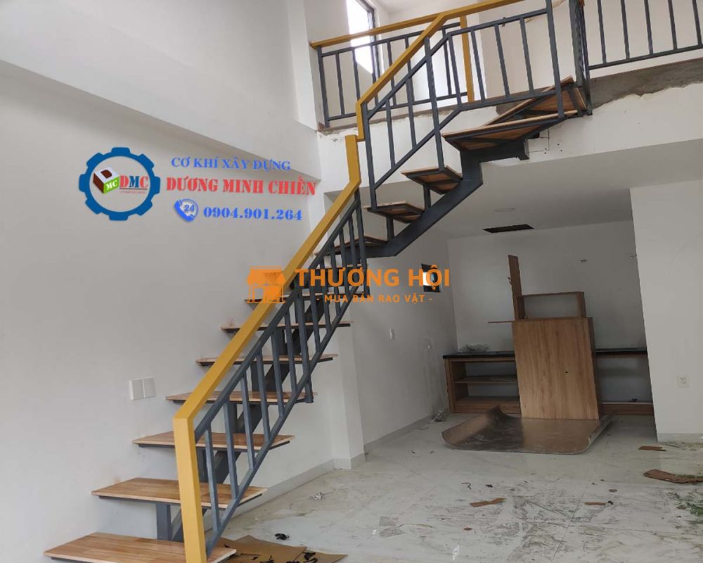 Mẫu Cầu Thang Sắt Đẹp Lên Gác Lững