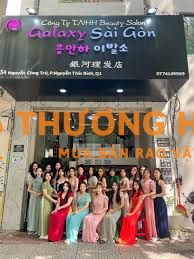 Tuyển Lễ Tân(Nữ) SPA/Barbershop HQ Q1