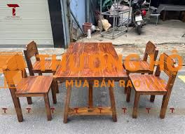 BÀN GHẾ GỖ THÔNG – "LINH HỒN" CHO QUÁN NHẬU BÌNH DÂN & SANG TRỌNG