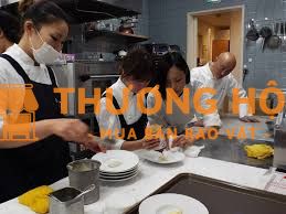 TUYỂN PHỤ BẾP NHẬT ĐÀO TẠO NGHỀ BẾP NHẬT