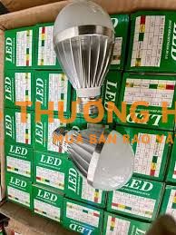 Thanh lý bóng đèn led 5W , 15000 / bong