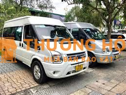 CẦN TUYỂN GẤP LÁI XE dấu D chạy xe Ford 16 chỗ