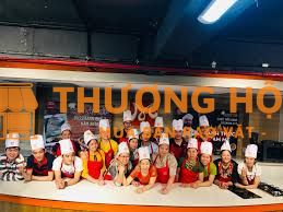 Tuyển nữ lao động phổ thông, làm hành chính, nghỉ chủ nhật