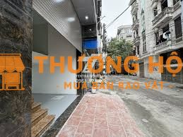 Cho thuê nhà làm văn phòng, công ty, 6 tầng, 1 tum, đường Hồ Tùng Mậu