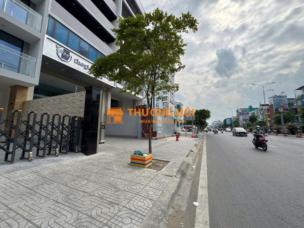 CHO THUÊ TÒA NHÀ MẶT TIỀN 439 CỘNG HÒA – VỊ TRÍ NHẬN DIỆN THƯƠNG HIỆU