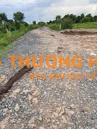 Bán 2 lô đất liền kề 540m/1lô giaá 2,6 tỷ ngay trung tâm xã Đông Thạnh
