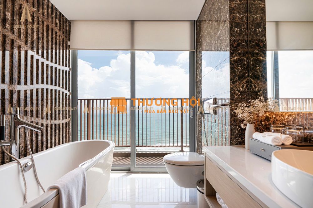 Độc quyền căn hộ The Soleil biển Mỹ Khê, giá chỉ 2,7 tỷ, tầng cao, view biển, vận hành 20 tr/tháng
