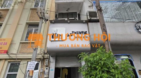 Chính chủ bán nhà cửa hàng 2 tầng mặt tiền phố Nguyễn Khuyến
