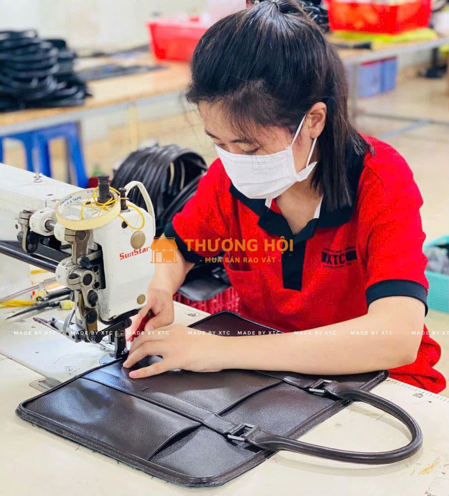 QUÀ TẶNG ĐẠI HỘI BẰNG ĐỒ DA – NHẬN SẢN XUẤT IN LOGO, TẠO DẤU ẤN RIÊNG